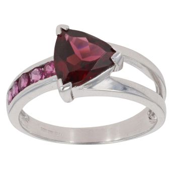 9ct White Gold Garnet Fancy Ring