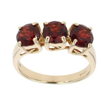 9ct Yellow Gold Three Stone Garnet Ring