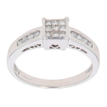 18ct White Gold 0.33ct Diamond Cluster Ring