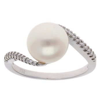 18ct White Gold 0.15ct Diamond And Pearl Ring