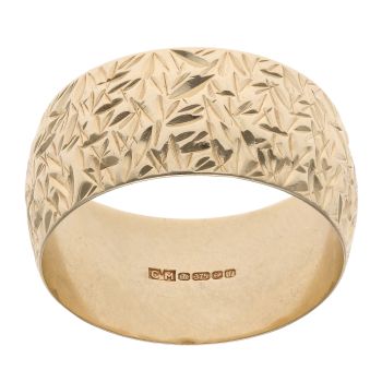 9ct Yellow Gold 9.4mm Patterned Wedding Band