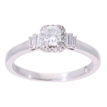 18ct White Gold 0.40ct Diamond Cluster Ring