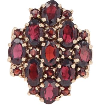 9ct Yellow Gold Garnet Cluster Ring