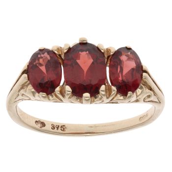 9ct Yellow Gold Three Stone Garnet Ring