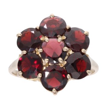 9ct Yellow Gold Garnet Cluster Ring