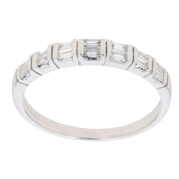18ct White Gold 0.25ct Baguette Cut Diamond Ring