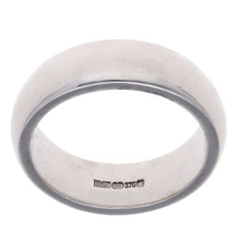 9ct White Gold Slight Court Wedding Ring 5.8mm