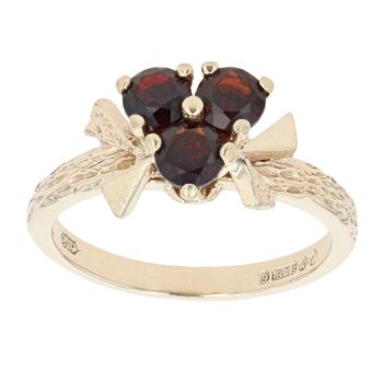9ct Yellow Gold Garnet Three Stone Ring