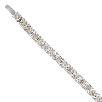 9ct White Gold 4.00ct Brilliant Cut Tinted Diamond Tennis Bracelet 7"