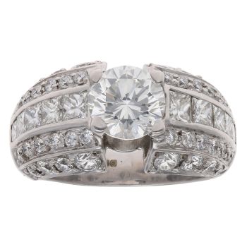 18ct White Gold 3.27ct Diamond Solitaire Ring