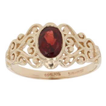 9ct Yellow Gold Patterned Garnet Ring