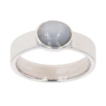 18ct White Gold Grey Gemstone Cabochon Ring