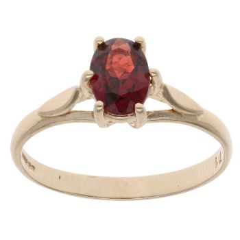 9ct Yellow Gold Garnet Solitaire Ring
