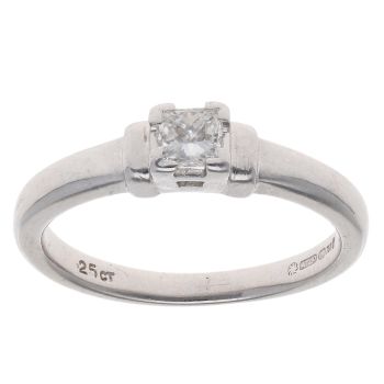 18ct White Gold 0.25ct Princess Cut Diamond Solitaire Ring