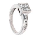 18ct White Gold 1ct Diamond Cluster Ring