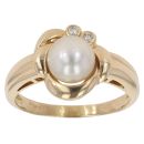 18ct Yellow Gold 0.05ct Diamond and Pearl Ring