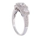 18ct White Gold 1.00ct Diamond Cluster Ring
