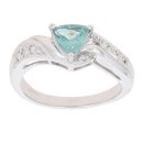 18ct White Gold 0.05ct Diamond and Green Tourmaline Ring