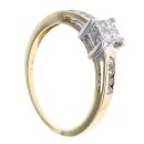 18ct Yellow Gold 0.33ct Diamond Cluster Ring