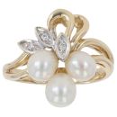 9ct Yellow Gold 0.03ct Diamond and Pearl Fancy Ring