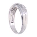 9ct White Gold 0.25ct Diamond Crossover Ring