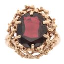 9ct Yellow Gold Single Stone Garnet Ring