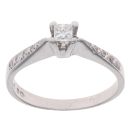 18ct White Gold 0.25ct Princess Cut Diamond Solitaire Ring
