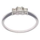 9ct White Gold 0.25ct Diamond Trilogy Ring