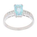 18ct White Gold 0.10ct Diamond And Tourmaline Solitaire Ring