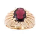 9ct Yellow Gold Garnet Single Stone Ring