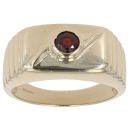 9ct Yellow Gold Garnet Signet Ring