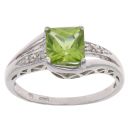 9ct White Gold 0.04ct Diamond And Peridot Ring
