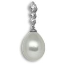 18 Carat White Gold 20pts Diamond & Pearl Pendant