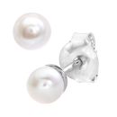 9ct White Gold Pearl Stud Earrings
