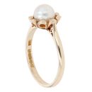 9ct Yellow Gold Pearl Solitaire Ring