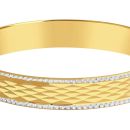 22ct Yellow Gold Ladies Bangle with texture
