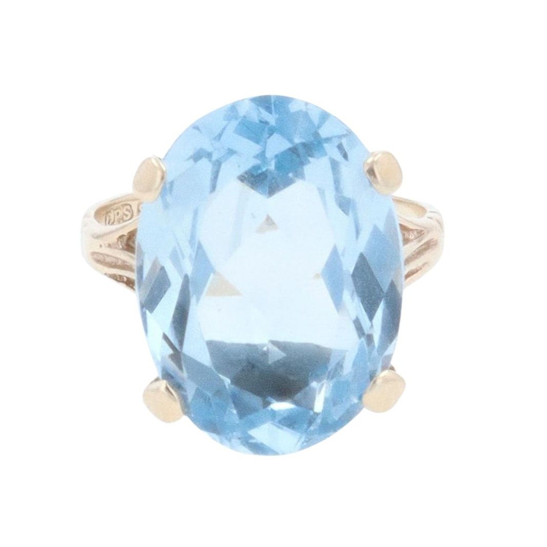 9ct Yellow Gold Blue Topaz Single Stone Ring