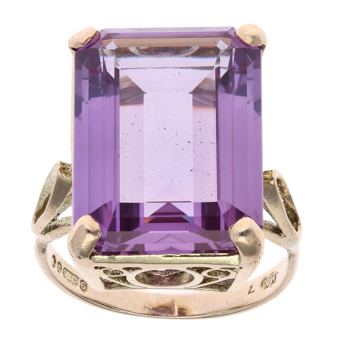 9ct Yellow Gold Amethyst Single Stone Ring