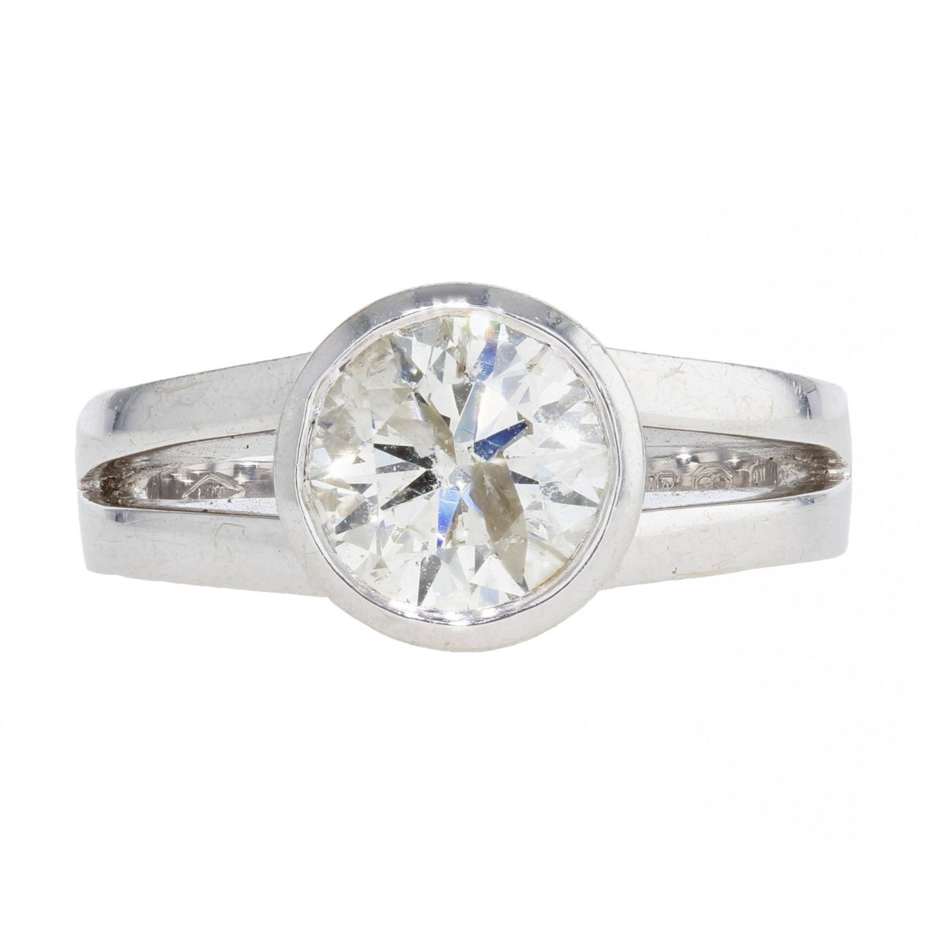 18ct White Gold 2.02ct Rub over Diamond Solitaire Ring